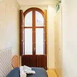 Appartement Colorful And Authentic Duplex In