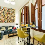 Appartement Colorful And Authentic Duplex In