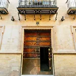 Appartement Colorful And Authentic Duplex In