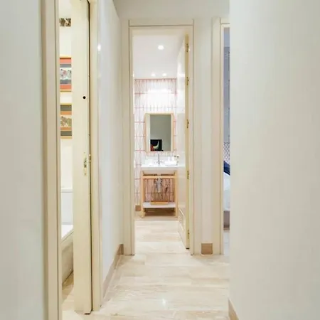 Colorful And Authentic Duplex In Apartmán Sevilla