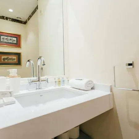 New With Height- 2bd 1bth- Pajaritos Apartment *